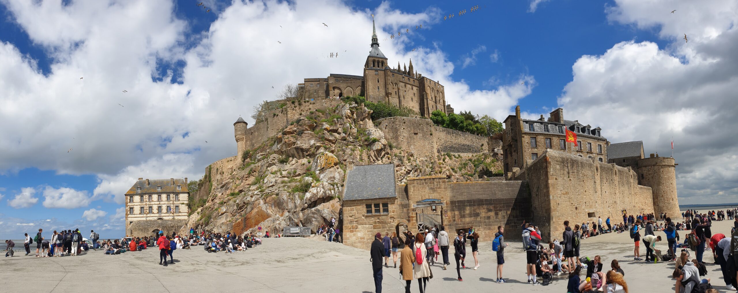 Private 5-Day Normandy Tour Mont Saint-Michel on a private Normandy tour